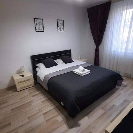 Apartament Kepa Din Piatra Neamţ Exteriör bild