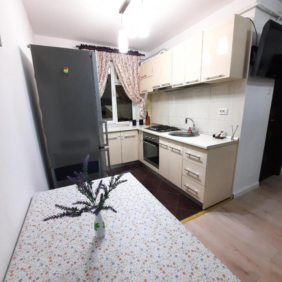 Apartament Kepa Din Piatra Neamţ Exteriör bild