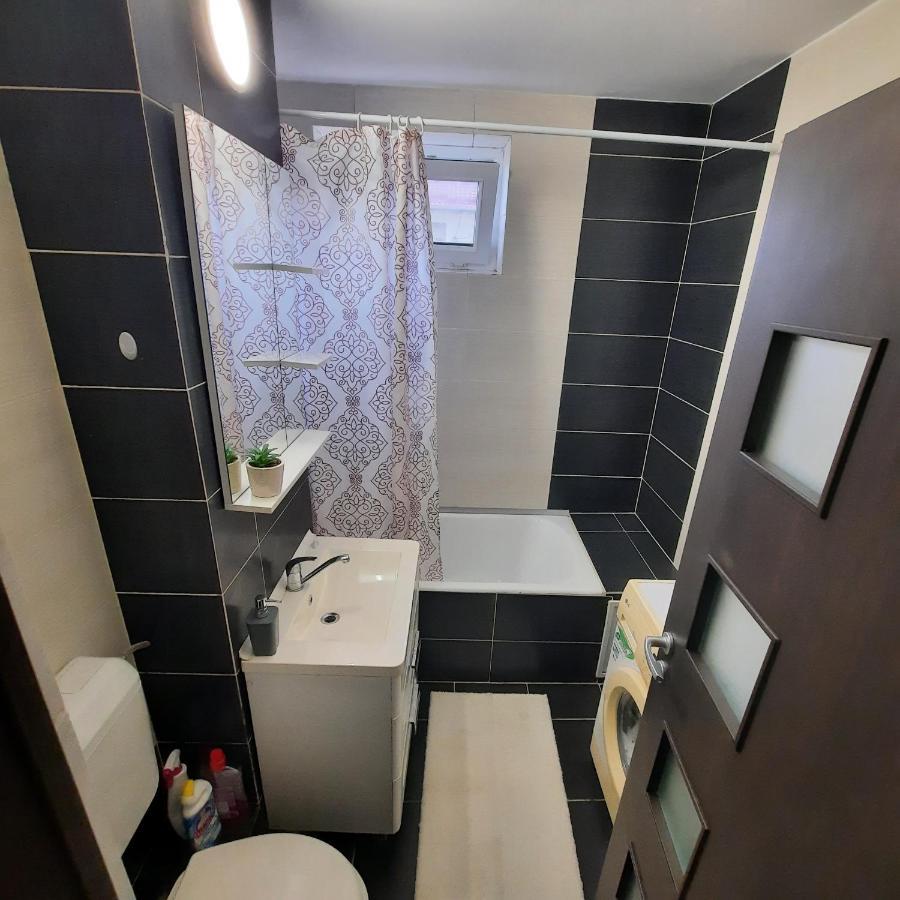 Apartament Kepa Din Piatra Neamţ Exteriör bild