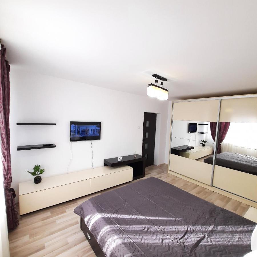 Apartament Kepa Din Piatra Neamţ Exteriör bild